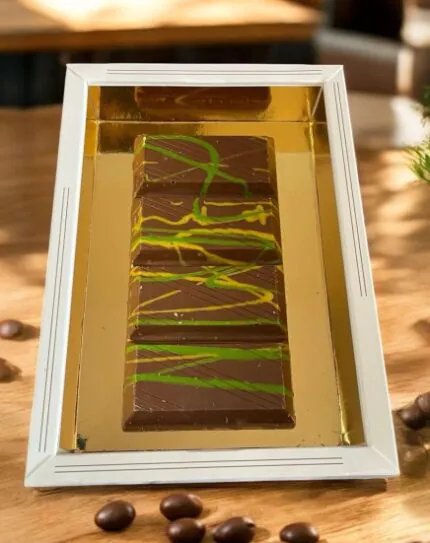 Dubai Golden Pistache & Kunafa Bar